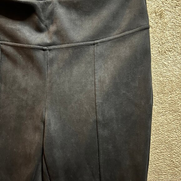 ANDREW MARC‎ Women Medium Black Faux Suede Slacks Pull On Stretch Dress Pants(R) - Picture 3 of 9